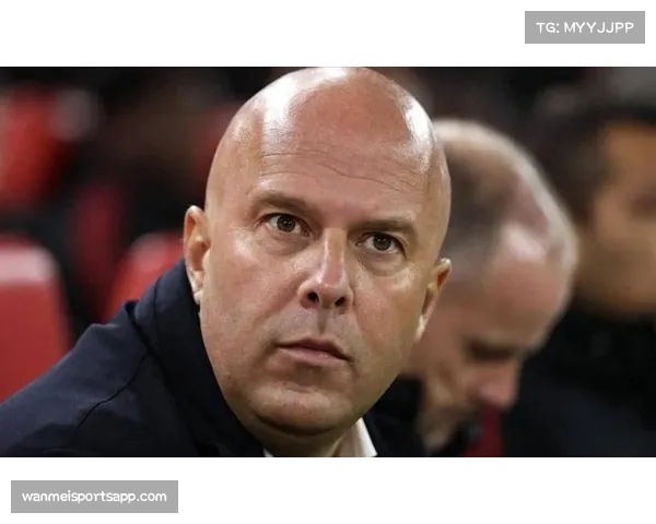 电讯报指责斯洛特，斥资4.46亿镑却仍对球队深度不满